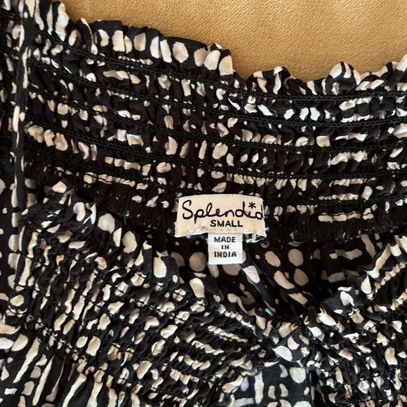 SPLENDID flowy top - Picture 2 of 5